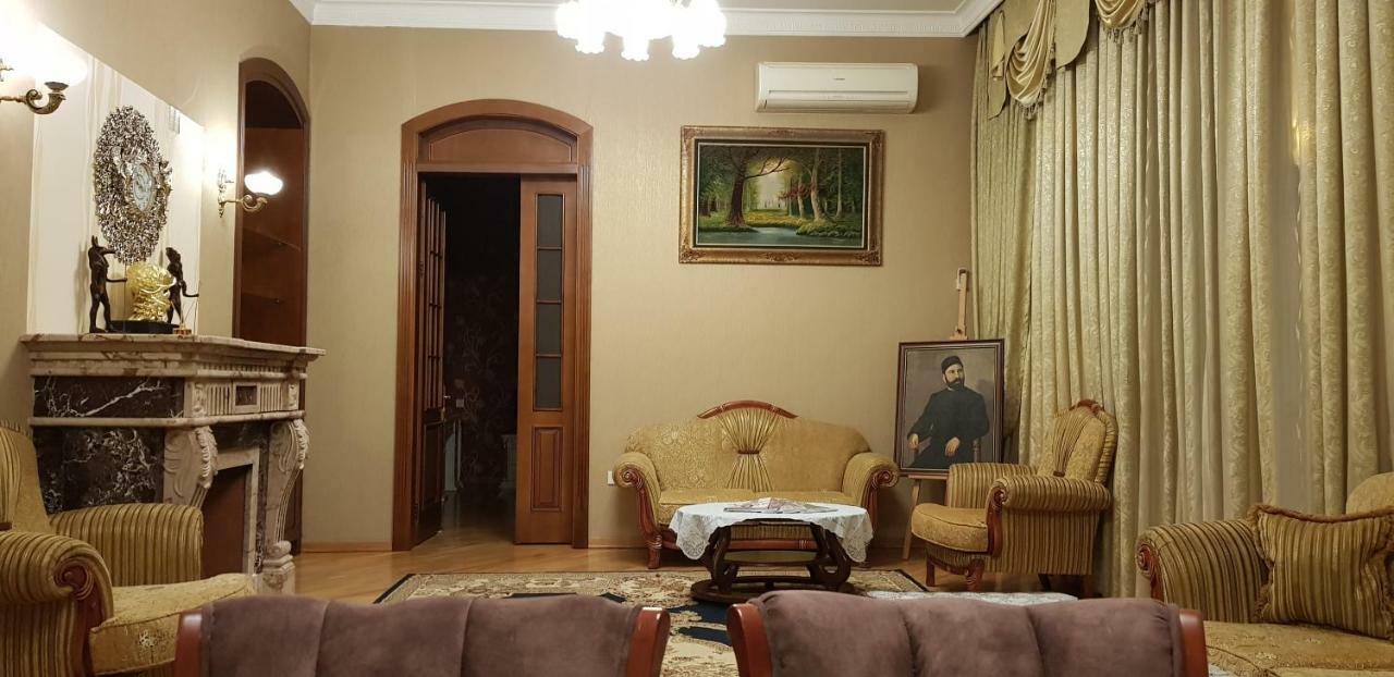 Gulluoglu Royal Suite Luxury Apartment Baku Exterior foto